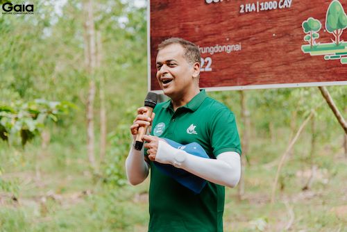 ng Binu Jacob - Tổng giám đốc công ty Nestlé Việt Nam chia sẻ tại buổi trồng rừng.