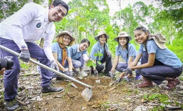 MISS EARTH VIỆT NAM CÙNG GAIA TRỒNG RỪNG ĐỒNG NAI  ỨNG PHÓ VỚI BIẾN ĐỔI KHÍ HẬU